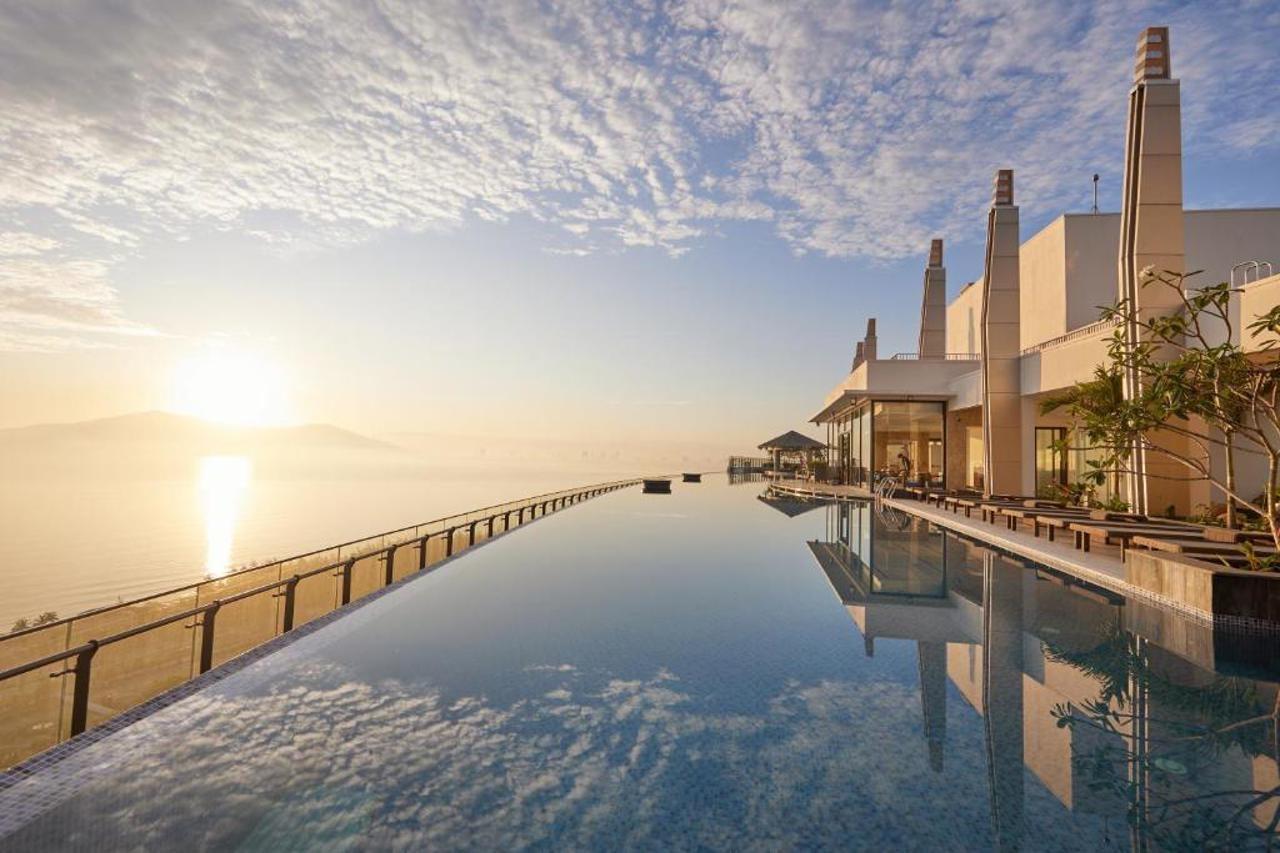 - Mikazuki Japanese & Resort Da Nang