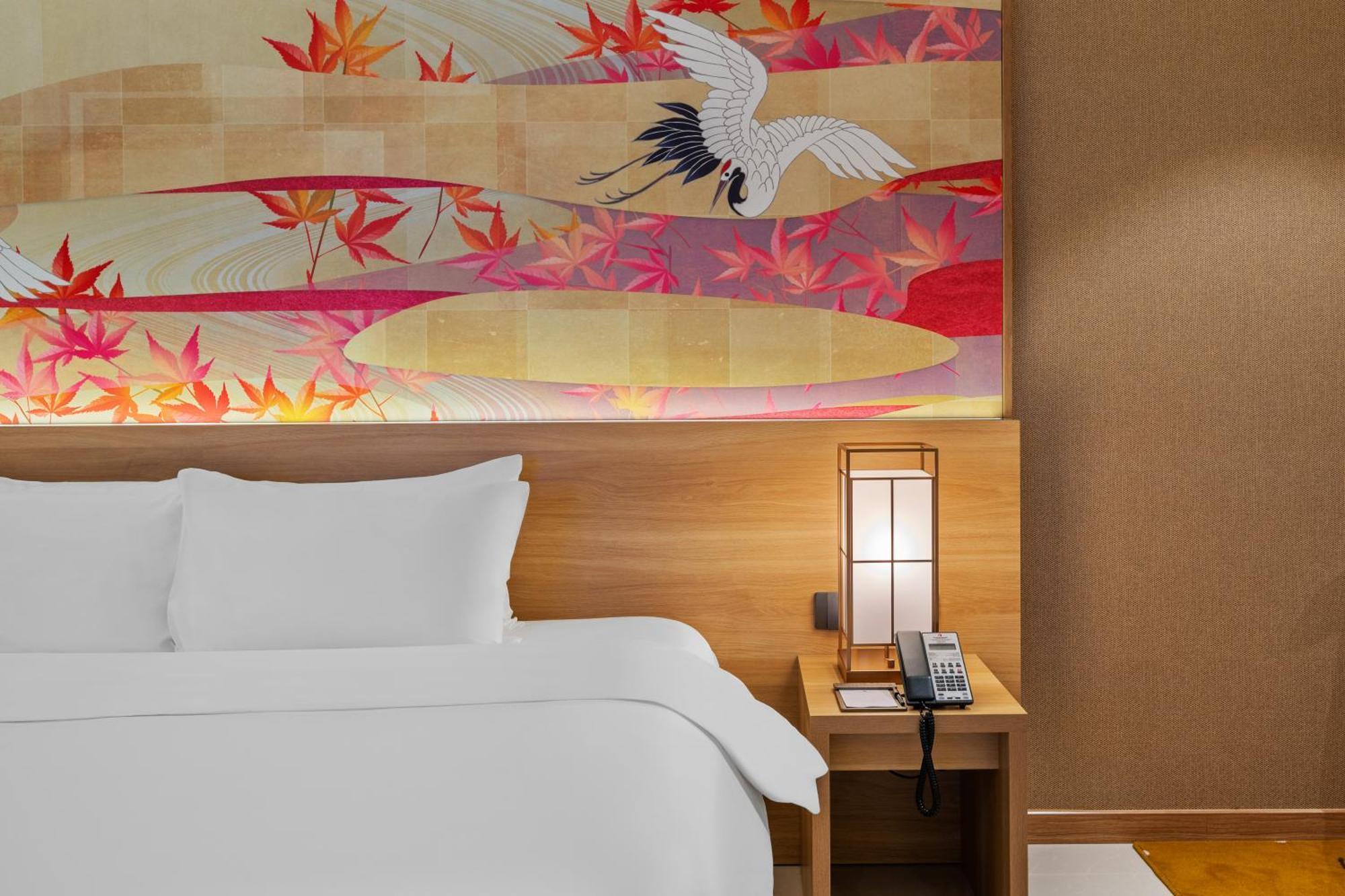 - Mikazuki Japanese & Resort Da Nang